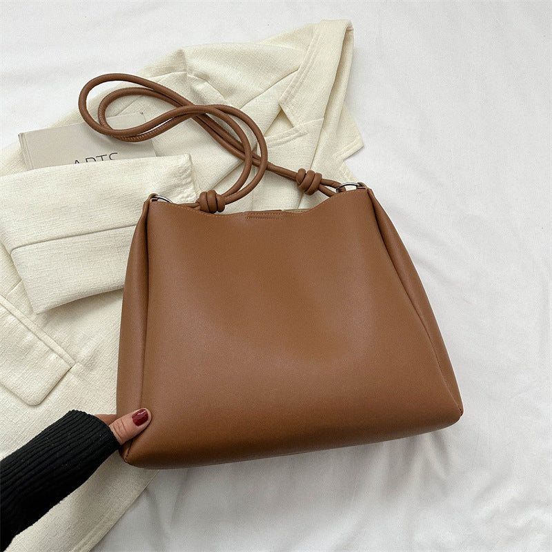 "Elegance in Motion – Luxe Women’s Crossbody Tote"