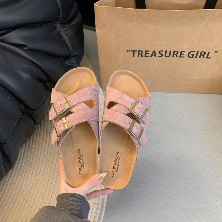 Elegance Elevated: Soft Leather Platform Slippers for Women