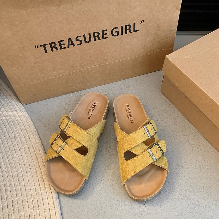 Elegance Elevated: Soft Leather Platform Slippers for Women