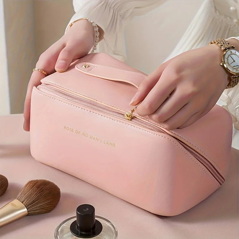 Glamour Vault – Luxury Makeup & Travel Organizer Bag