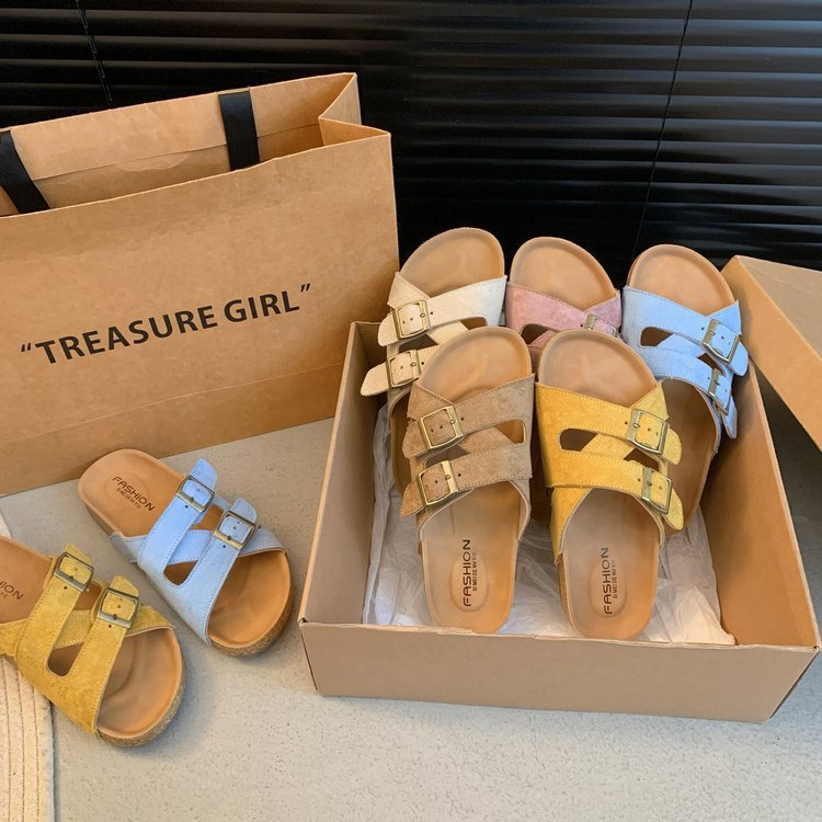 Elegance Elevated: Soft Leather Platform Slippers for Women