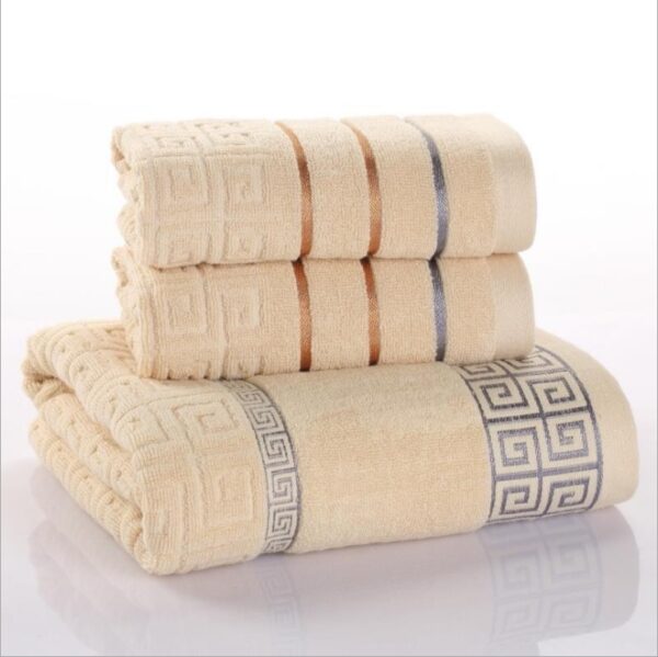 Three-piece cotton towel set - Image 4